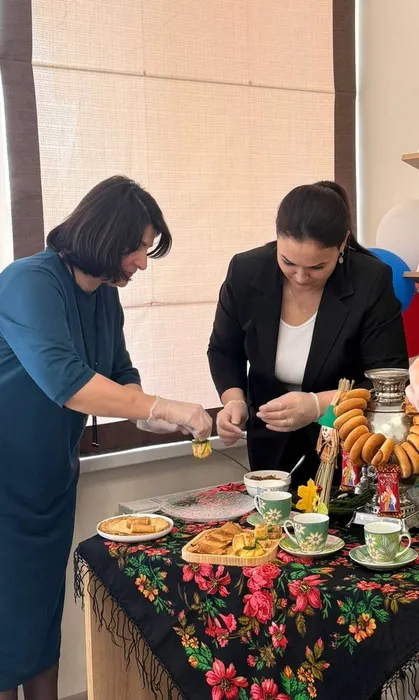 photo_5249380416282628805_y