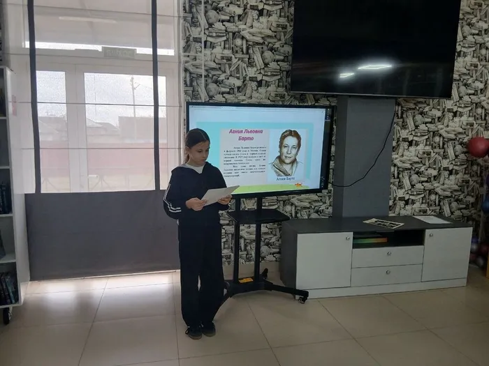 photo_5233521717693585064_y