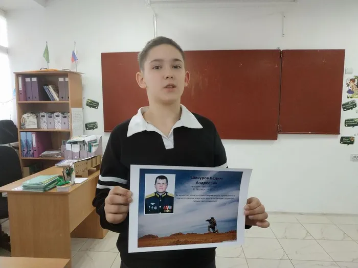 photo_5244594740383126127_y