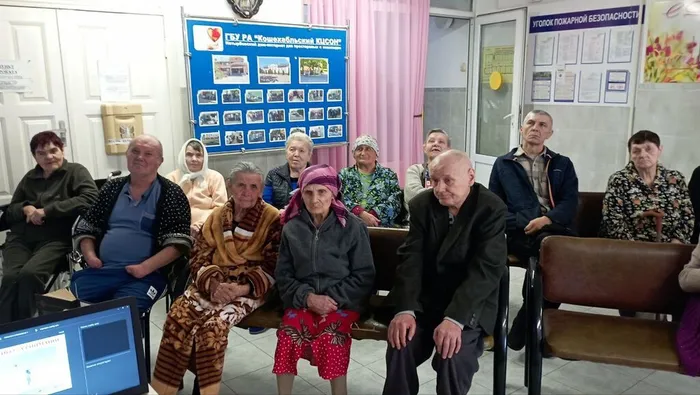 photo_5188563254169506229_y