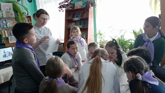 photo_5467693260340923909_y