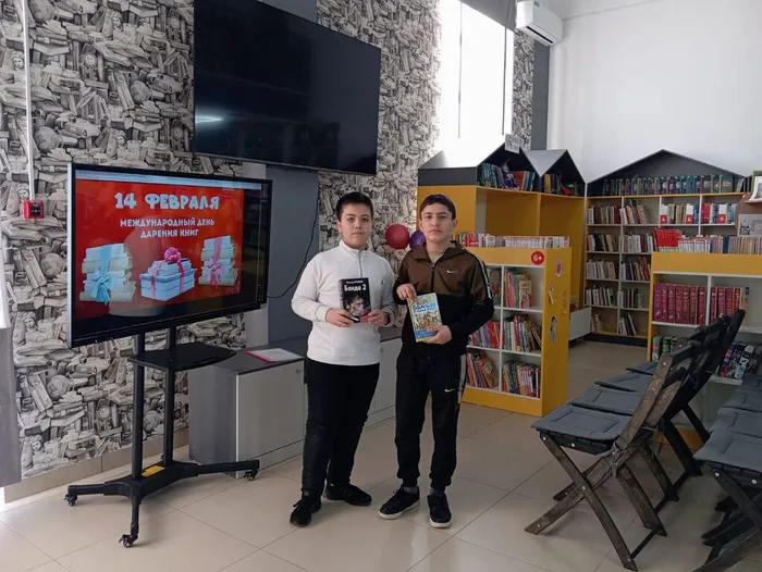 photo_5224609402856346884_y