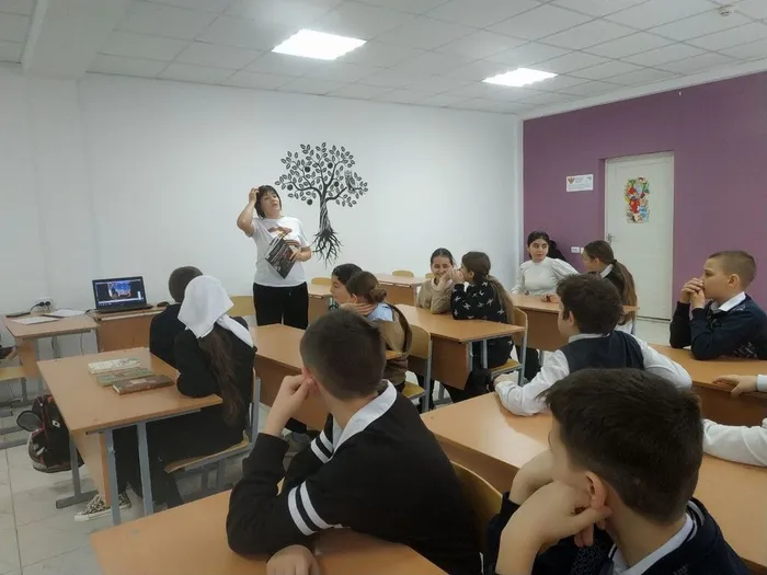 photo_5244594740383126124_y