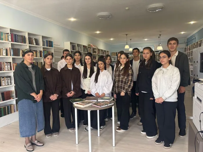 photo_5220103449586897095_w