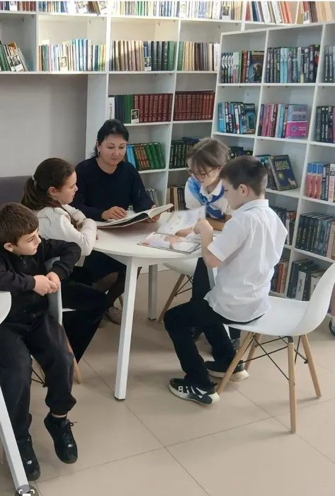 photo_5233521717693585062_y