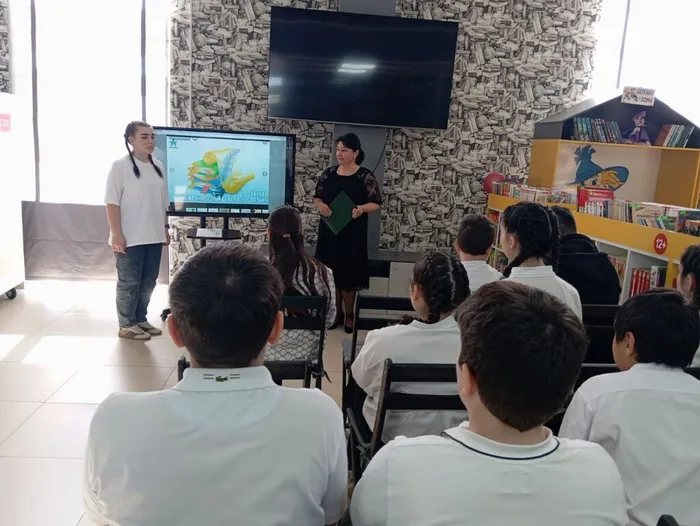 photo_5244951952813134533_y