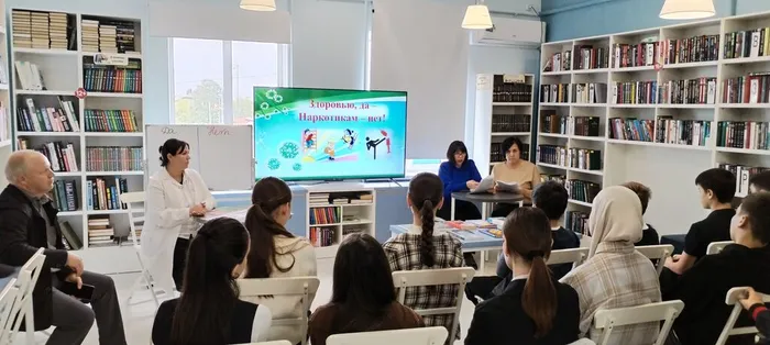 photo_5253934653574418147_w